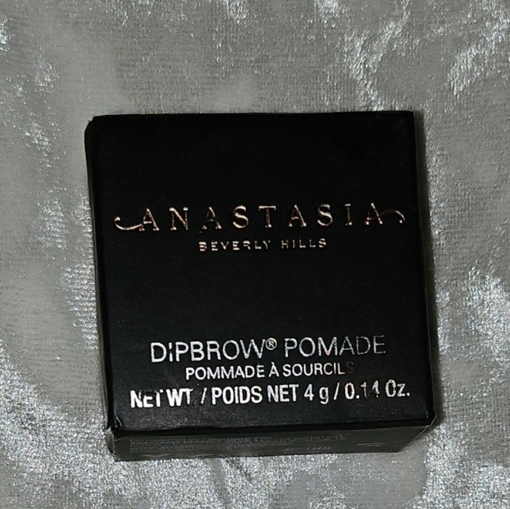 Anastasia Beverly Hills Dipbrow Pomade